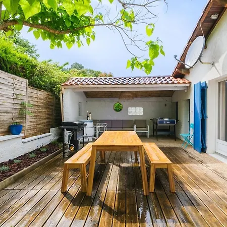 Maison Bourg,6 Personnes Avec Grande Terrasse Classe 1 Etoile