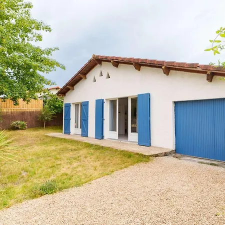 Villa Maison Bourg,6 Personnes Avec Grande Terrasse Classe 1 Etoile *