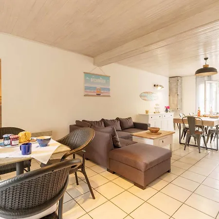 Willa Maison Bourg,6 Personnes Avec Grande Terrasse Classe 1 Etoile *