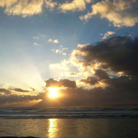 Maison Bourg,6 Personnes Avec Grande Terrasse Classe 1 Etoile 빌라 비스카로세